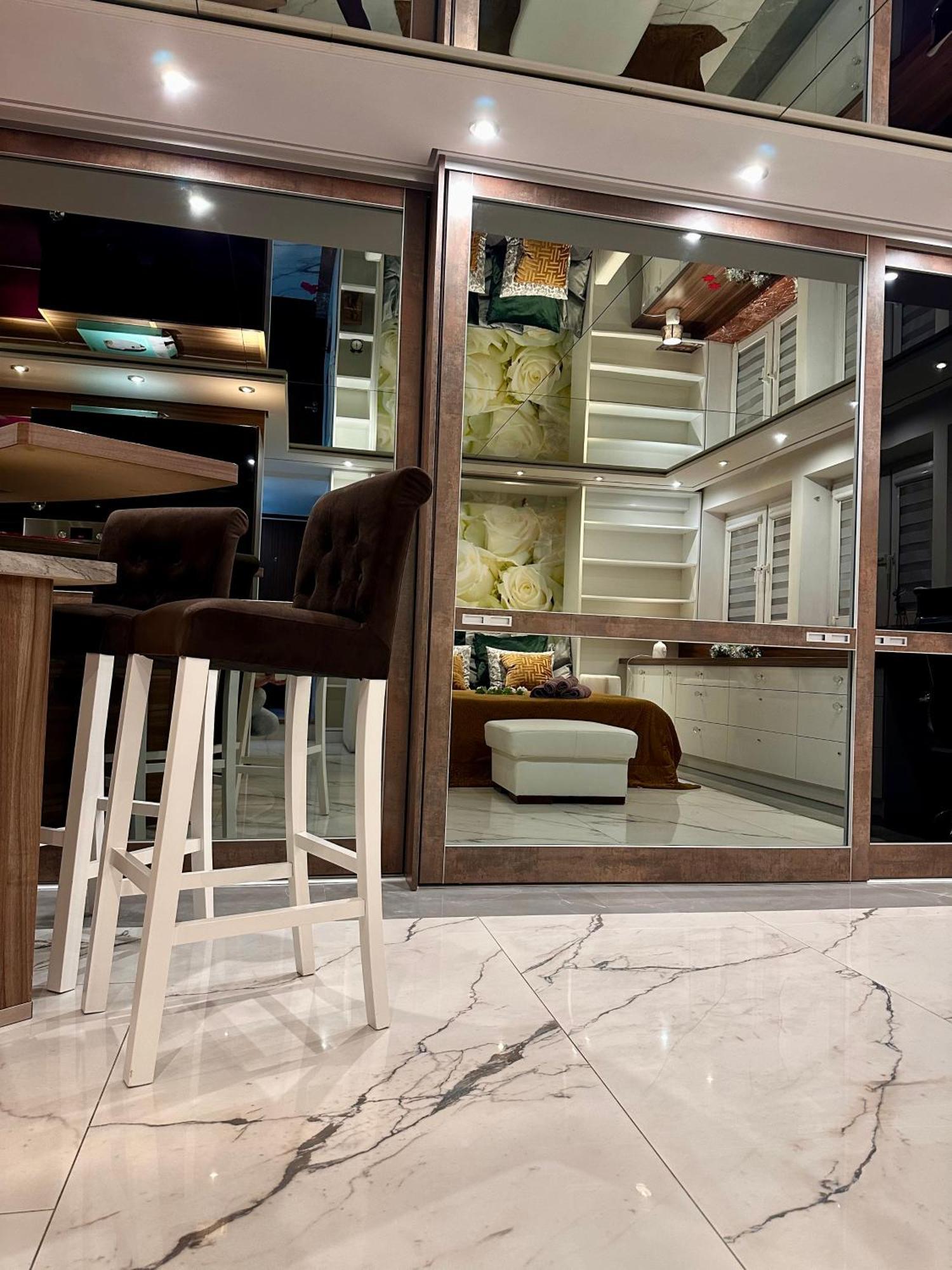 ורשה Deluxury Mirror Apartament Centrum מראה חיצוני תמונה