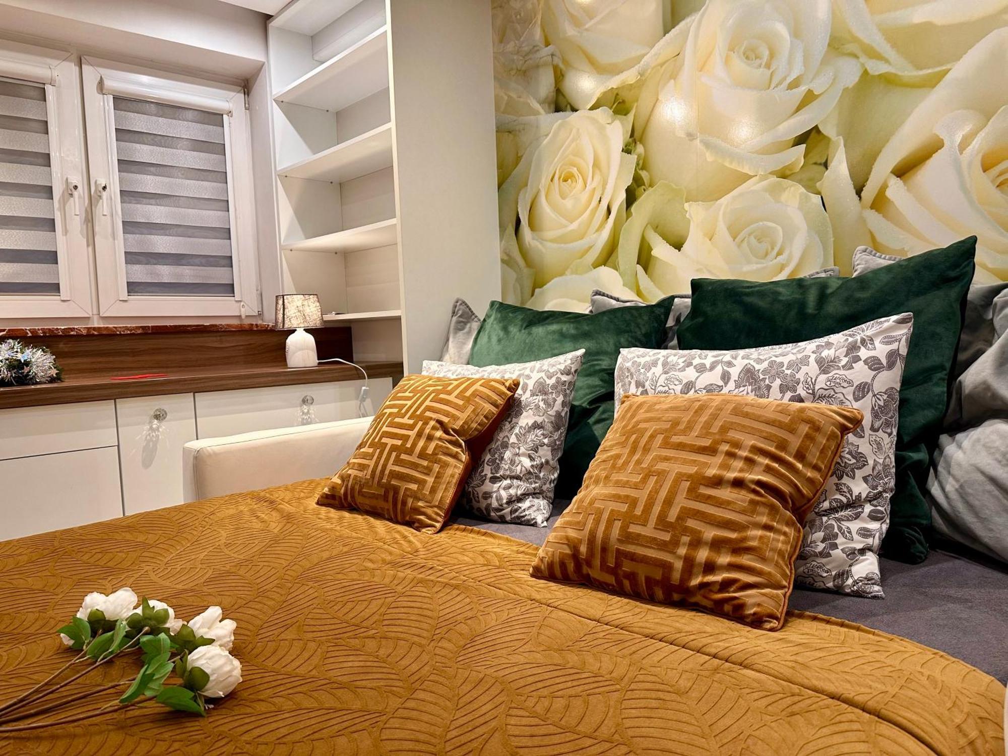 ורשה Deluxury Mirror Apartament Centrum מראה חיצוני תמונה