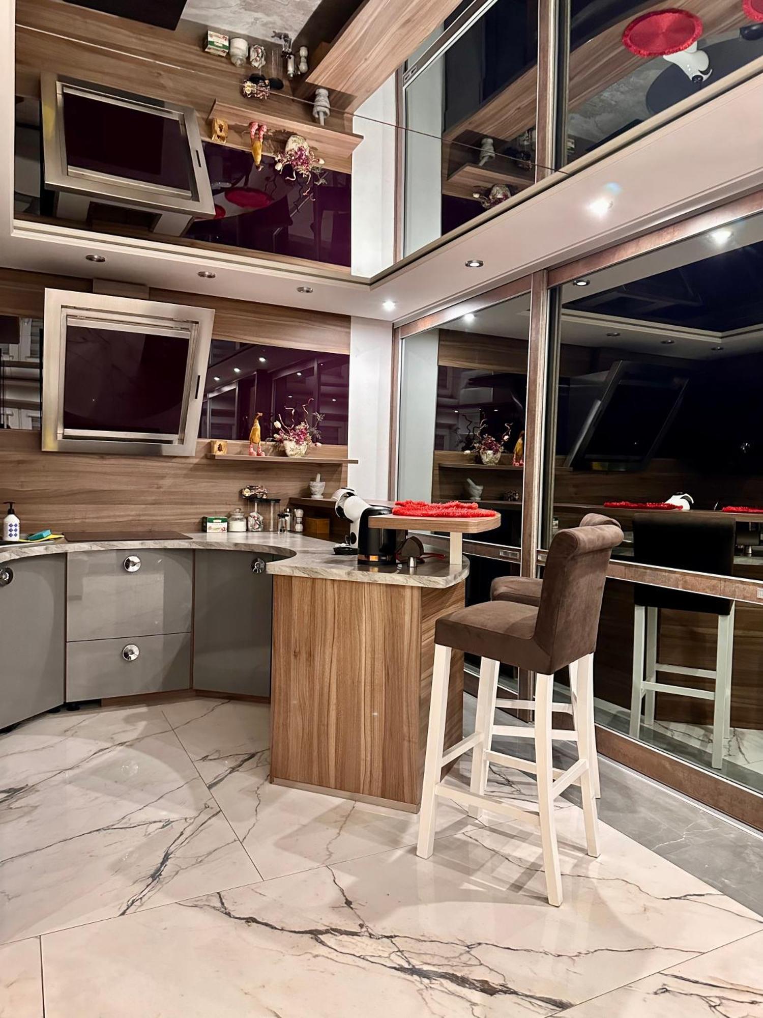 ורשה Deluxury Mirror Apartament Centrum מראה חיצוני תמונה