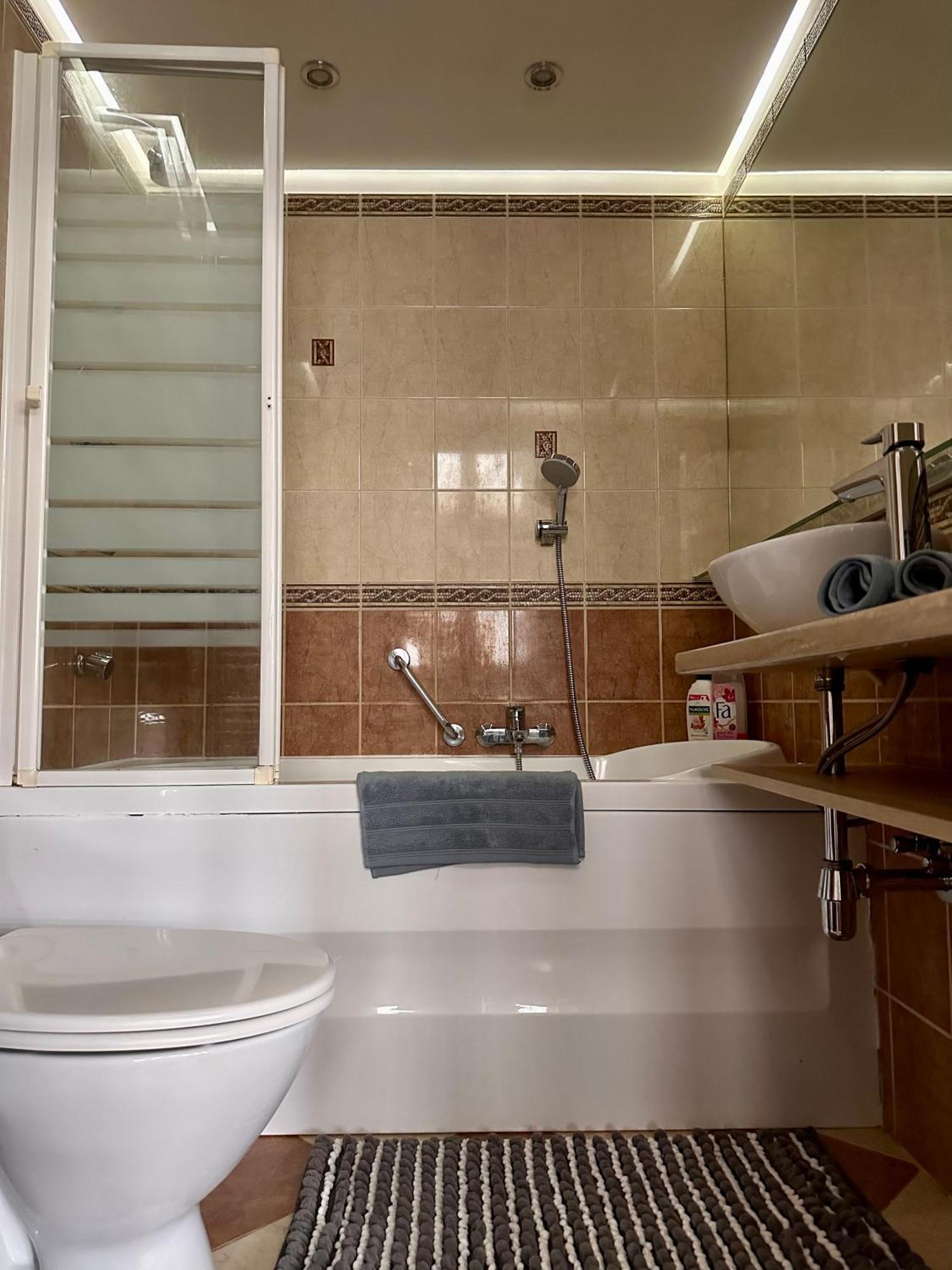 ורשה Deluxury Mirror Apartament Centrum מראה חיצוני תמונה