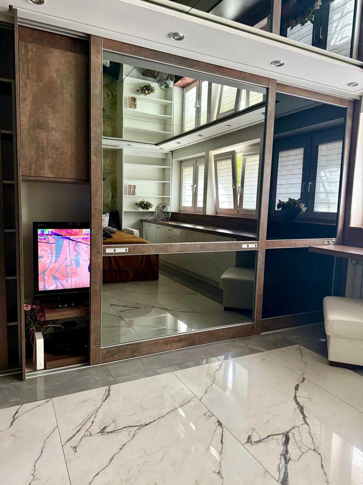 ורשה Deluxury Mirror Apartament Centrum מראה חיצוני תמונה
