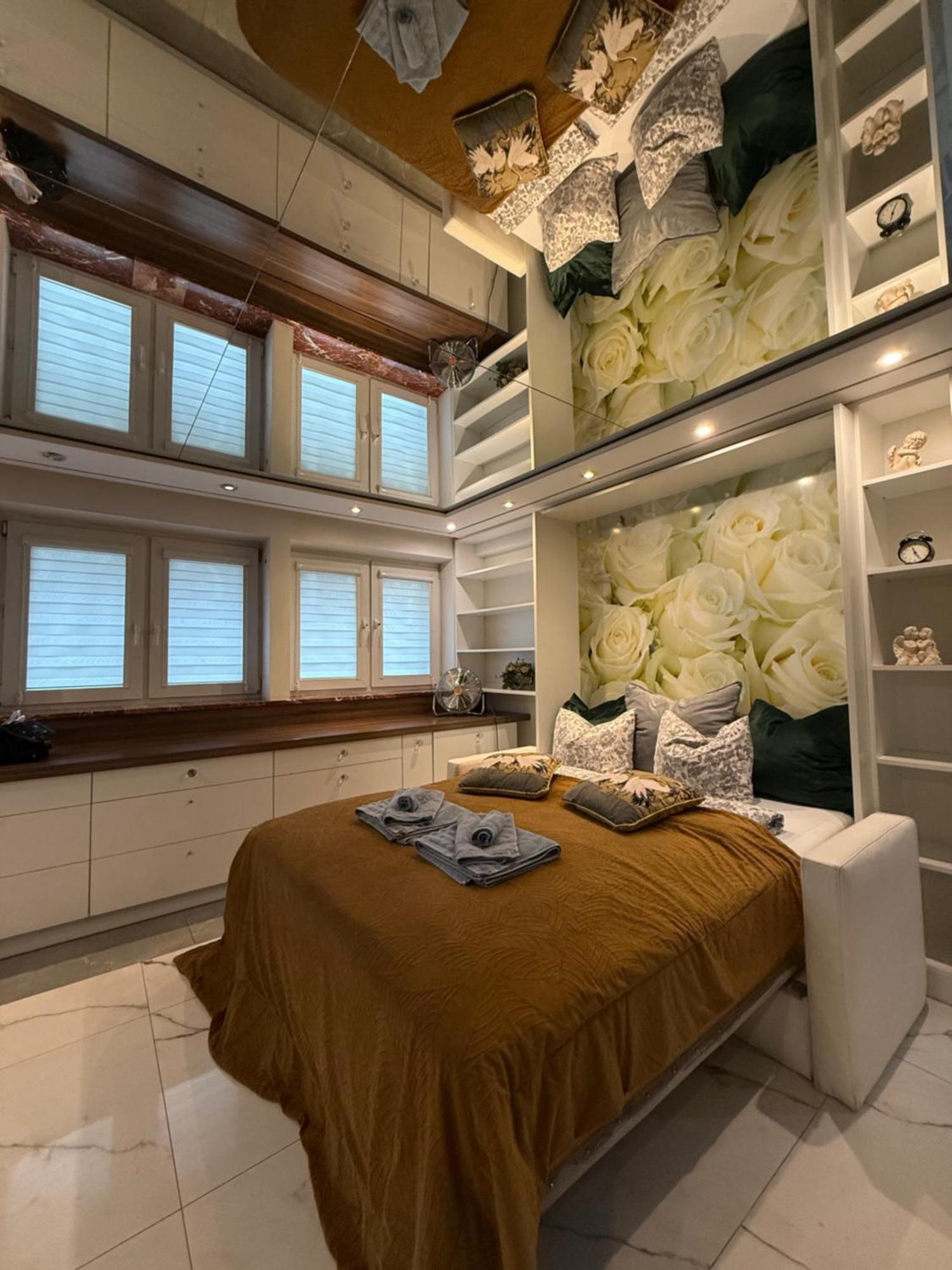 ורשה Deluxury Mirror Apartament Centrum מראה חיצוני תמונה